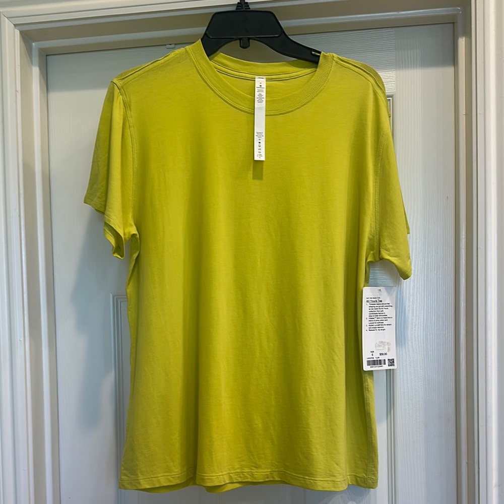 Women's Lululemon all yours size 6 Lime Green T-Shirt